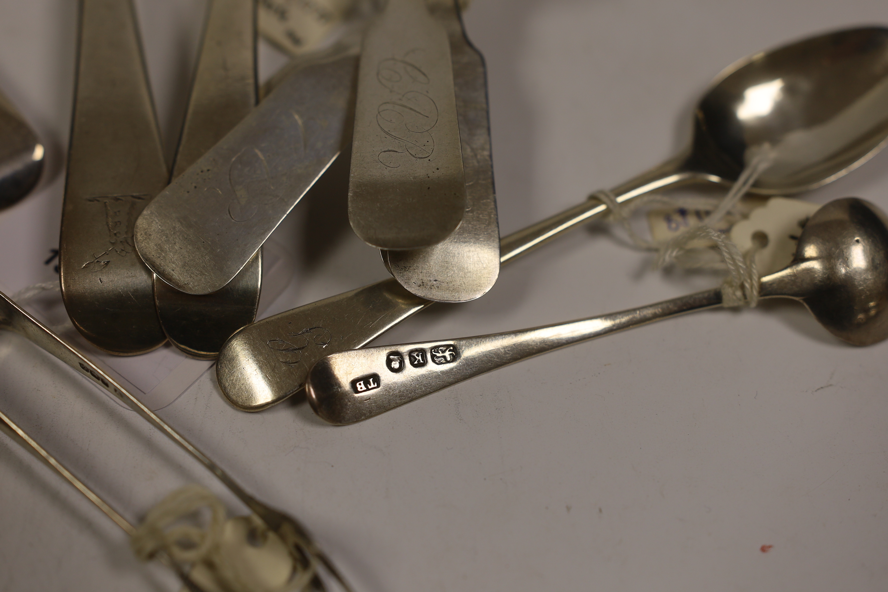 Assorted silver flatware, including a set of five early 19th American fiddle pattern teaspoons by D. Hotchkiss, two George III Old English pattern table spoons, a pair of late Victorian engraved preserve spoons, five var